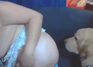 Zoophile Latina wants to get licked by a dog